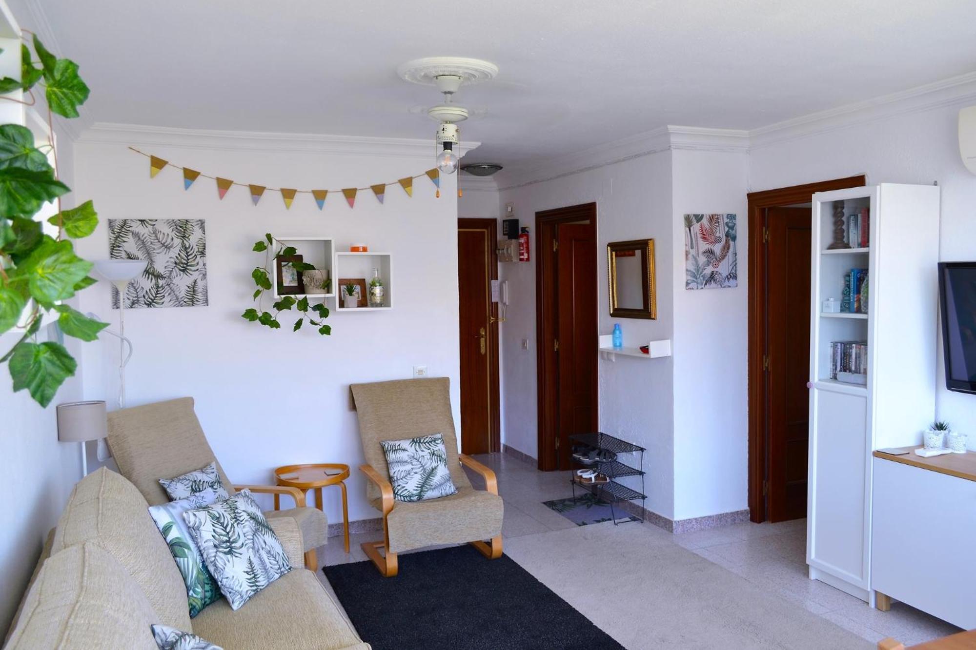 Spacious 1 Bedroom Apartment, Beach Front, Torrox Costa Kültér fotó