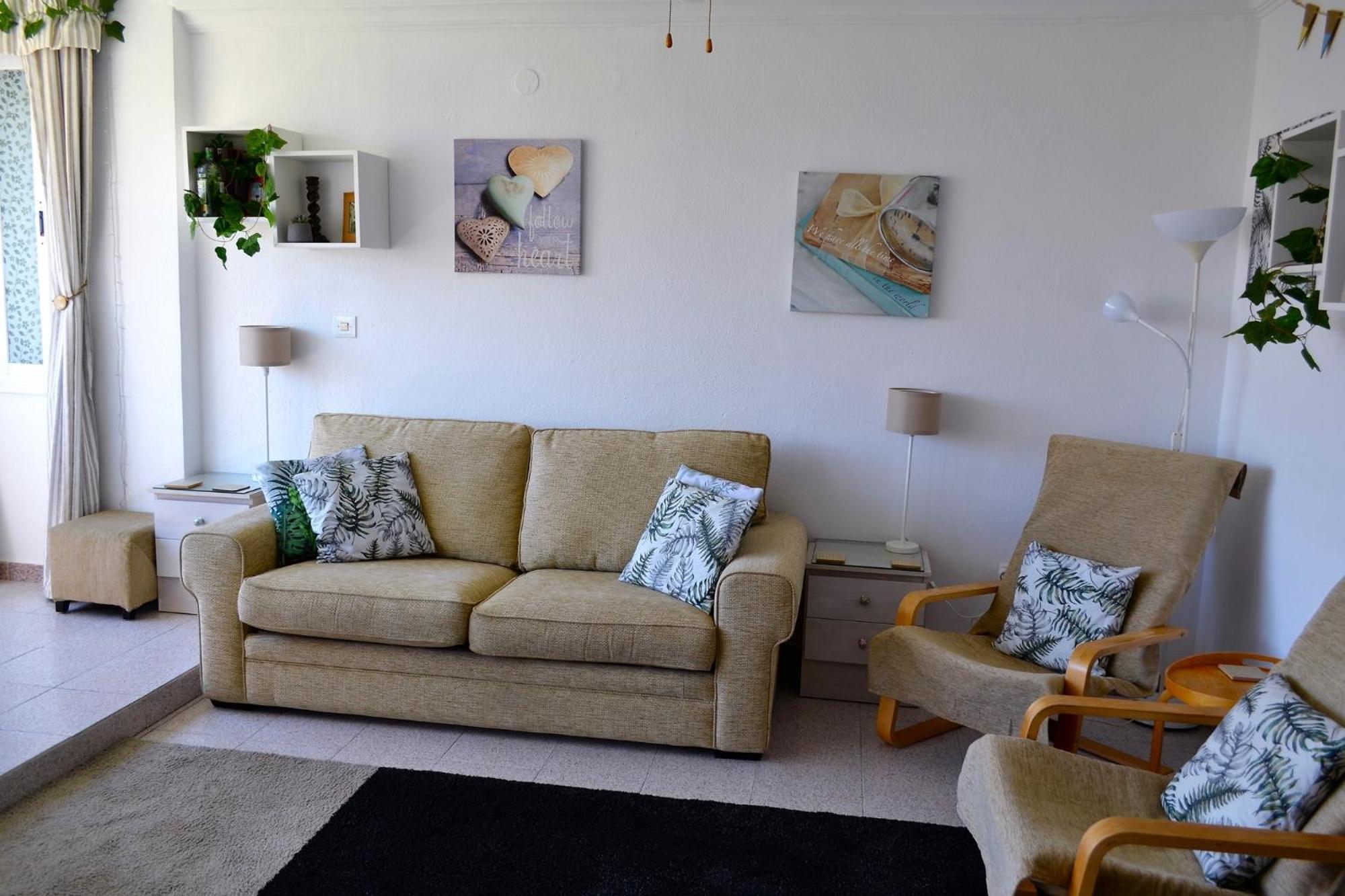 Spacious 1 Bedroom Apartment, Beach Front, Torrox Costa Kültér fotó